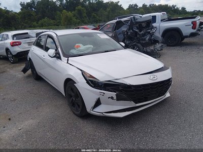 5NPLS4AG4NH****** 2022 Hyundai Elantra