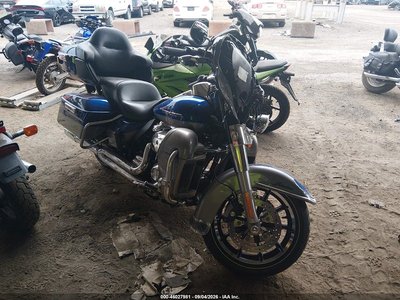 2017 Harley-Davidson FLHTK