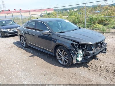 1VWDT7A33HC****** 2017 Volkswagen Passat