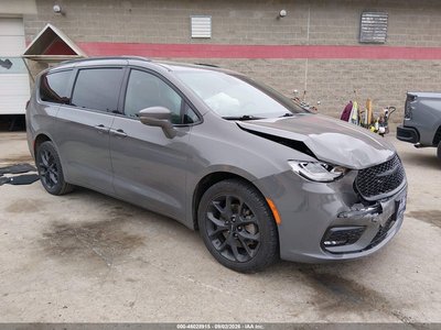 2C4RC3BG8NR****** 2022 Chrysler Pacifica