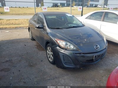 JM1BL1VFXB1****** 2011 Mazda 3