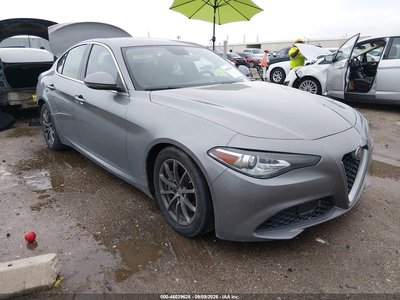 ZARFAEBN2J7****** 2018 Alfa Romeo Giulia