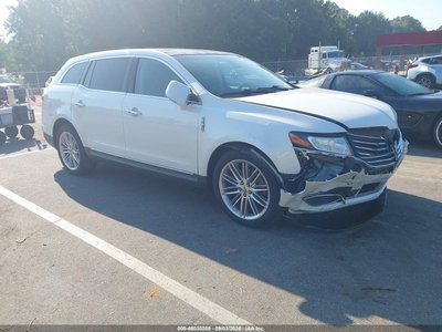 2LMHJ5AT2KB****** 2019 Lincoln MKT