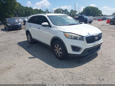 5XYPG4A31GG****** 2016 Kia Sorento