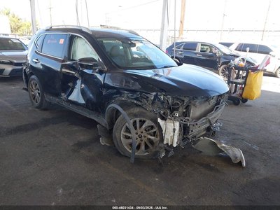 5N1AT2MT8FC****** 2015 Nissan Rogue