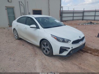 3KPF24AD7ME****** 2021 Kia Forte