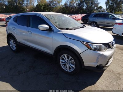JN1BJ1CP4JW****** 2018 Nissan Rogue Sport