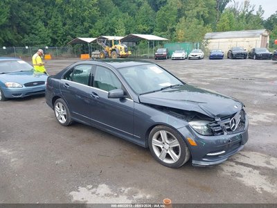 WDDGF8BB4BR****** 2011 Mercedes-Benz C 300