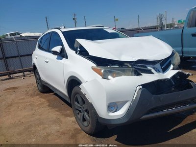 2T3WFREV6FW****** 2015 Toyota RAV4