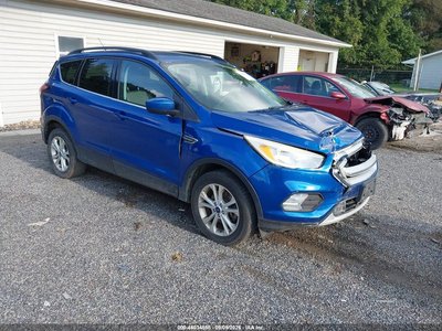 1FMCU9GD2JU****** 2018 Ford Escape