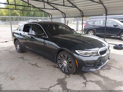WBA5R7C55KA****** 2019 BMW 330i
