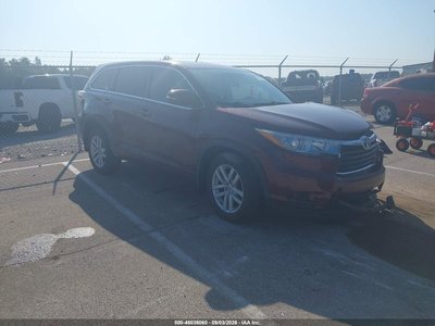 5TDBKRFH9FS****** 2015 Toyota Highlander