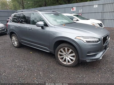 YV4A22PK7G1****** 2016 Volvo XC90