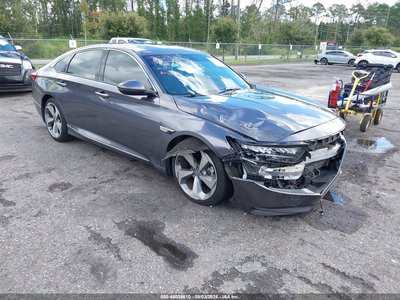 1HGCV2F97JA****** 2018 Honda Accord