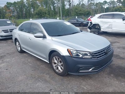 1VWAT7A38GC****** 2016 Volkswagen Passat