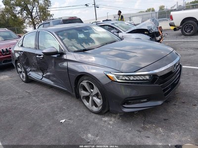 1HGCV1F95JA****** 2018 Honda Accord