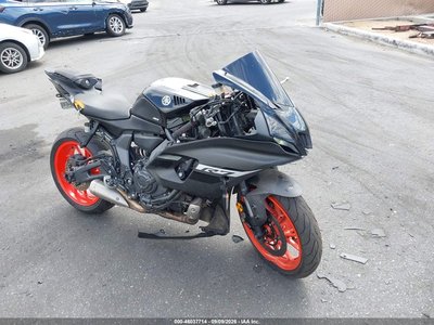 2023 Yamaha R7