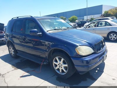 4JGAB54EXYA****** 2000 Mercedes-Benz M-Class
