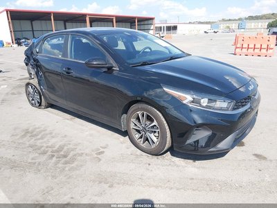 3KPF24AD0RE****** 2024 Kia Forte