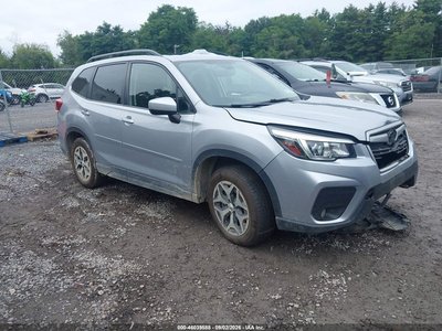 JF2SKAGC0KH****** 2019 Subaru Forester