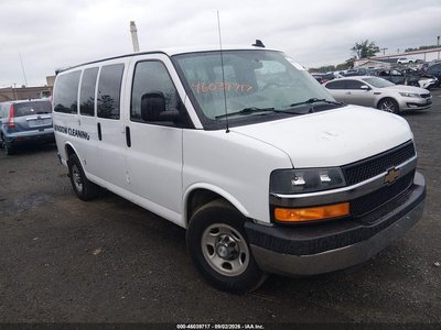 1GAWGFFG9G1****** 2016 Chevrolet Express 2500