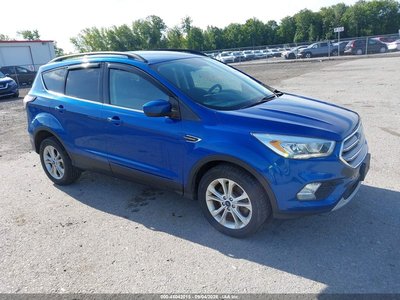 1FMCU9GD8HU****** 2017 Ford Escape