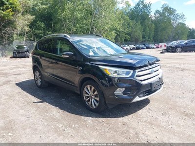 1FMCU9JD2HU****** 2017 Ford Escape