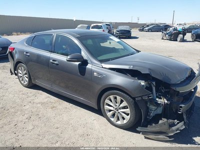 5XXGU4L38HG****** 2017 Kia Optima