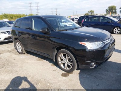 2014 Mitsubishi Outlander