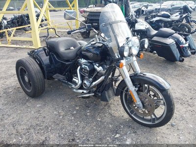 1HD1MCC18HB****** 2017 Harley-Davidson Freewheeler