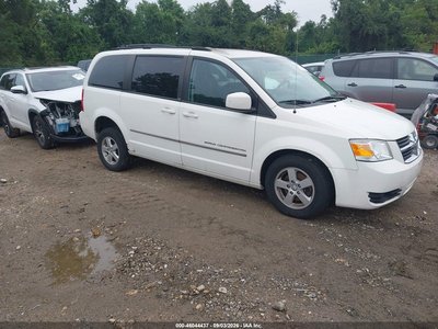 2D4RN5D15AR****** 2010 Dodge Grand Caravan
