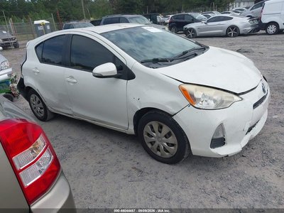 JTDKDTB33E1****** 2014 Toyota Prius C