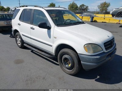 4JGAB54E4XA****** 1999 Mercedes-Benz M-Class