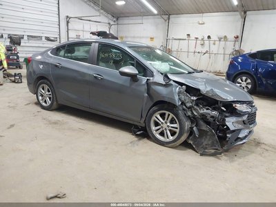 1G1BE5SMXJ7****** 2018 Chevrolet Cruze