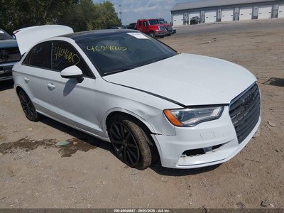 WAUBFGFFXF1****** 2015 Audi A3