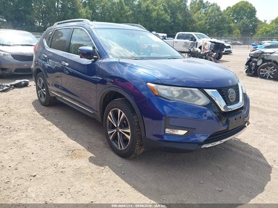 5N1AT2MV3JC****** 2018 Nissan Rogue