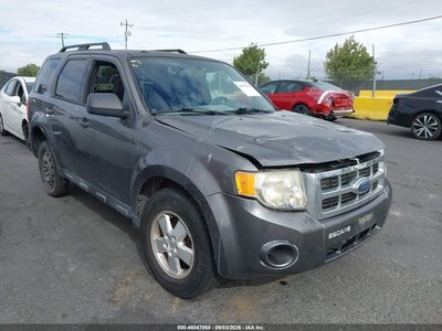 1FMCU9DG0BK****** 2011 Ford Escape