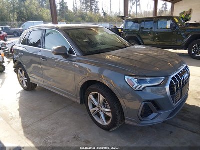 WA1FECF32M1****** 2021 Audi Q3