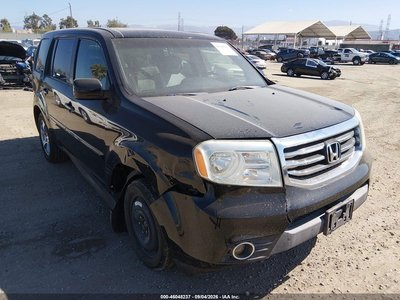 5FNYF3H56CB****** 2012 Honda Pilot