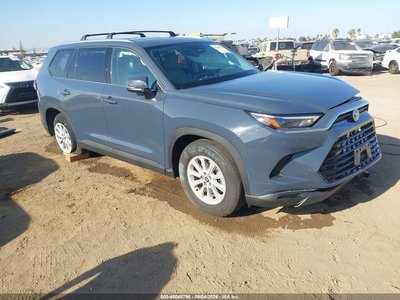 5TDACAB56RS****** 2024 Toyota Grand Highlander