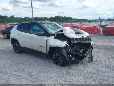 3C4NJDDB0JT****** 2018 Jeep Compass