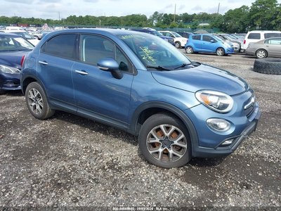 ZFBCFYCB7HP****** 2017 Fiat 500X