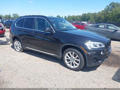 5UXKS4C57G0****** 2016 BMW X5