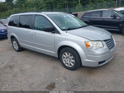 2A4RR4DE9AR****** 2010 Chrysler Town & Country