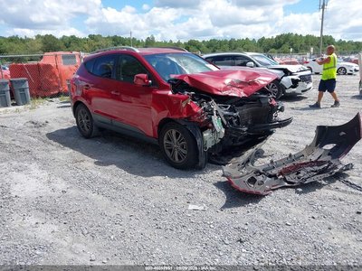 KM8JU3AG6EU****** 2014 Hyundai Tucson