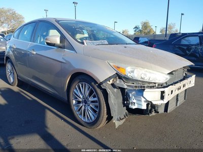 1FADP3N27HL****** 2017 Ford Focus