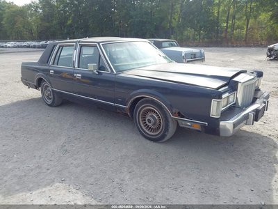 1LNBP96F2GY****** 1986 Lincoln Town Car