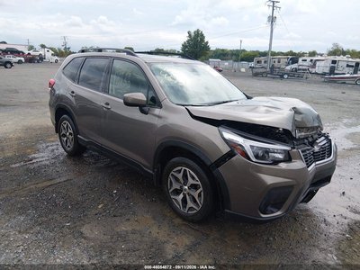 JF2SKAJCXMH****** 2021 Subaru Forester