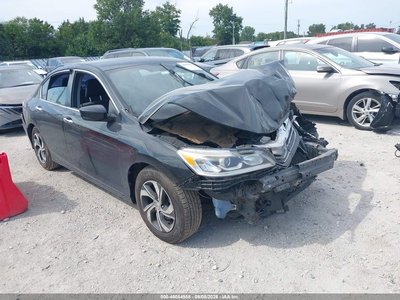 1HGCR2F34GA****** 2016 Honda Accord