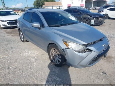 3MYDLBYVXHY****** 2017 Toyota Yaris
